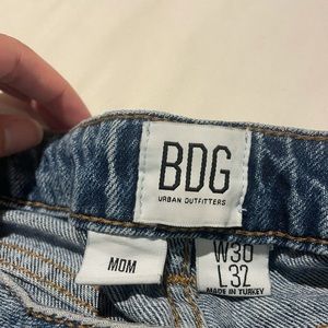 Urban outfitters mom jeans